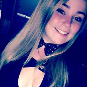 Meet your Posher, Hayley